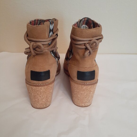 Pendleton Islegate Wedged Ankle Boots NWOT - Picture 7 of 14